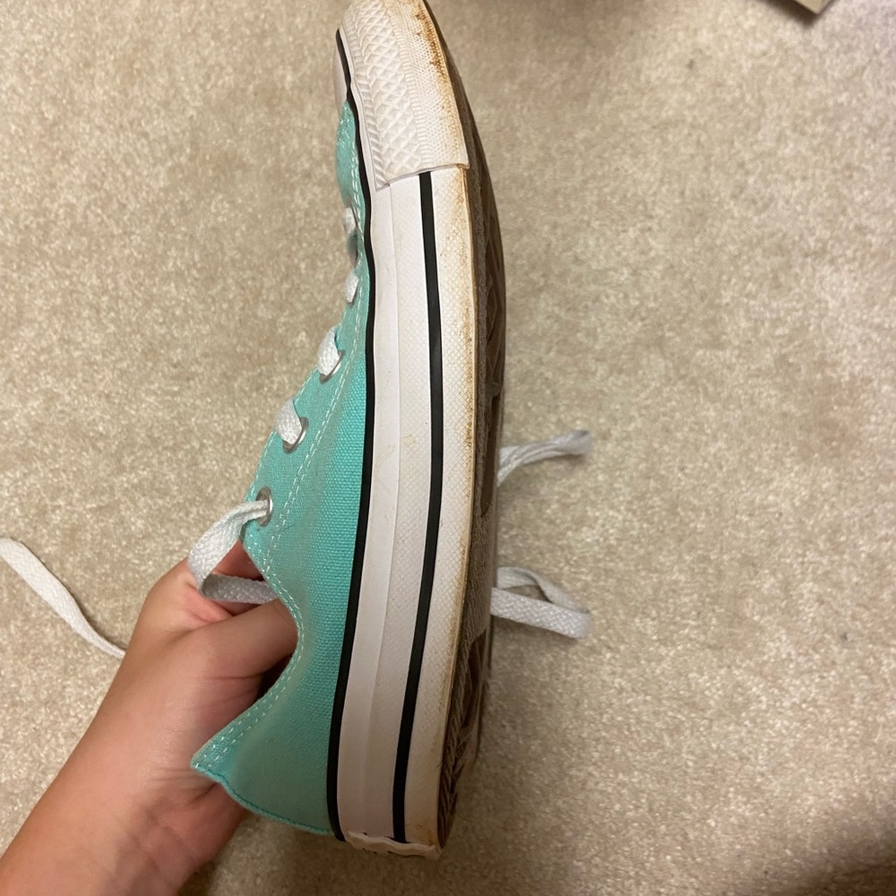 converse - Picture 2 of 4